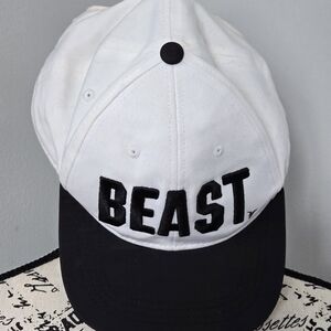 Old Navy White and Black Beast Hat